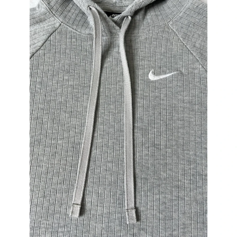 Nike cropped ribbed